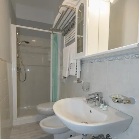 Princess Grace Apartment *
